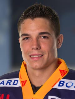 # 26 Reto Suri, Note 5 Auf dem Eis und in der Kabine ein wichtiger Führungsspieler. Aber seine bizarre, seit Jahren anhaltende Schwäche im Powerplay geht weiter: noch null Tore.24 Spiele, 11 Tore/7 Assists, Plus-11-Bilanz, 10 Strafminuten. (Bild: PD)