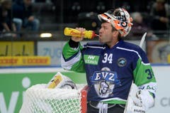 Wehrte 26 Schüsse ab: EVZ-Torhüter Brian Boucher. (Bild: Keystone)