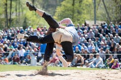Matthias Glarner (rechts) und Andi Imfeld im 5. Gang. (Bild: Keystone / Urs Flüeler)