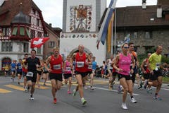 Der Hellebardenlauf mit Start und Ziel in Sempach. (Bild: Philipp Schmidli)
