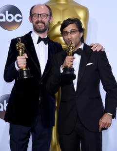 James Gay-Rees (l.) und Asif Kapadia haben mit "Amy" den besten Dokumentarfilm 2016 produziert. (Bild: Keystone/EPA/Paul Buck)