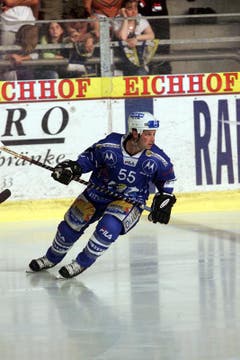 KOLINCUP IN DER HERTIHALL IN ZUG. DER EVZ SPIELT GEGEN DIE KOELNER -HAIE. EVZ SPIELER PAUL DI PIETRO ZUG, 26. AUGUST 2001 (NEUE ZZ/ ANA CRUZ) (Bild: Neue LZ)
