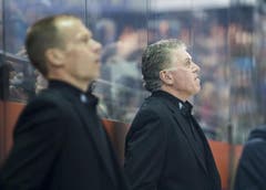 Zug-Headcoach Doug Shedden, rechts, und Assistent Waltteri Immonen. (Bild: Keystone)