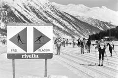 1987: Die Skatingtechnik setzt sich durch. Erstmals wird sie 1987 offiziell zugelassen. Es werden Loipen für Klassisch und Skating vorbereitet. (Bild: Keystone)