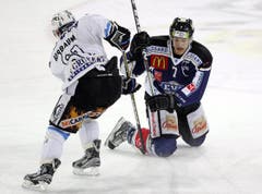 Bjoern Christen, rechts, von Zug im Spiel gegen Alain Birbaum.