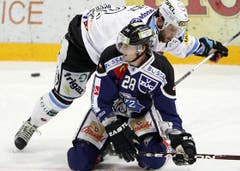 Patrick Oppliger im Spiel gegen Simon Gamache.