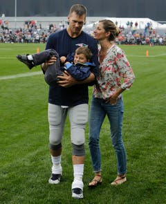 Gisele Bündchen ist seit 2006 mit dem Footballspieler Tom Brady liiert. Seit 2009 sind sie verheiratet. Das Paar hat zwei Kinder. (Bild: Keystone)