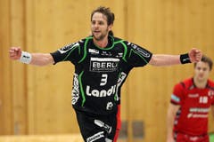 Kriens Daniel Fellmann bejubelt einen Treffer (Bild: Philipp Schmidli / Neue LZ)