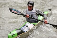 Kanu: Fabio Wyss aus Buochs und Jona. Was liegt drin in Rio? Wyss hat aufwühlende, turbulente Monate hinter sich. Den Winter verbrachte er in Australien, um sich bestmöglich auf die Qualifikationsregatta im Mai vorzubereiten. Er trainierte mit Olympiasieger und Weltmeister Murray Stewart und kam immer besser in Fahrt. Doch kurz vor der wichtigen Olympiaqualifikation erkrankte er an einem viralen Infekt und konnte die Selektionskriterien nicht erfüllen. Doch das jahrelange Training, der Wohnortwechsel von Buochs nach Jona, wo das nationale Leistungszentrum liegt, sollte sich doch noch auszahlen. Wyss wurde nachselektioniert. Für ihn wäre ein Gewinn eines olympischen Diploms das höchste aller Gefühle. (Bild: PD)