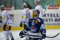 Enttäuschte Blicke bei den Spielern der Lakers. Im Bild: Derrick Walser. (Bild: Keystone)