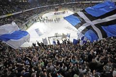 6650 Zuschauer verfolgen die Partie. (Bild: Pius Amrein / Neue LZ)