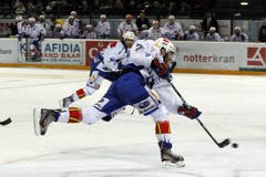 ZSC Lions Thibaut Monnet beim Schuss. (Bild: Keystone)