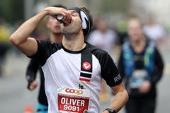 Die Läuferinnen und Läufer sind unterwegs (Bild: Philipp Schmidli/LZ)