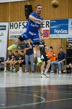 Adrian Blättler (Nr. 6) (Bild: Manuela Jans- Koch (Neue LZ))