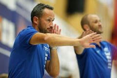 Kriens-Trainer Heiko Grimm gibt Anweisungen. (Bild: Philipp Schmidli)