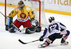 ... und trifft zum 2:0. (Bild: Keystone)