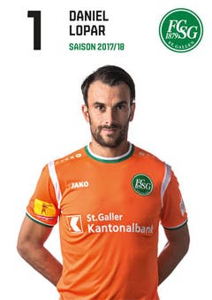 Daniel Lopar: Note 3,5. Dank seiner Parade in der 37. Minute geht St. Gallen mit einem 0:0 in die Pause. Vielleicht etwas zu zögerlich vor dem Gegentor. (Bild: Urs Bucher)