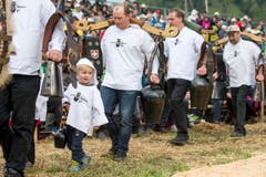 Der Trychler- und Chlepferverein Arth (Bild: Alexandra Wey / Keystone)