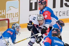 Die Zuger, die sich am Dienstag vor einer Woche eine 0:4-Hypothek fürs Rückspiel einhandelten, vermochte nie den Eindruck zu vermitteln, dass der Glaube an eine Wende vorhanden war. (Bild: Keystone / Urs Flüeler)