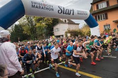 Start des Marathon. (Bild: Boris Bürgisser (LZ))