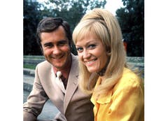 Kurt Felix und Rosemarie Pfluger, Moderatoren «Grüezi mitenand», 1971 (Bild: SRF)