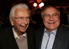 Walter Roderer und Jörg Schneider an der Premiere des Weihnachtszirkus Conelli in Zürich 2008. (Bild: Archiv Neue LZ)