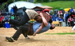 Im Schlussgang gelang ihm in der 9. Minute der siegbringende Schlungg. (Bild: Nadia Schärli / Neue LZ)