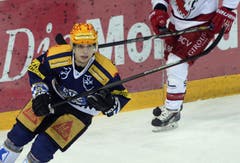 Der Zuger Reto Suri beim Spiel gegen Lausanne. (Bild: Keystone)