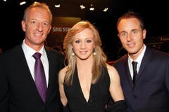 Sie vertraten die Zentralschweiz: Gary Furrer (links), Ariella Kaeslin und Viktor Röthlin. (Bild: André Häfliger/Neue LZ)