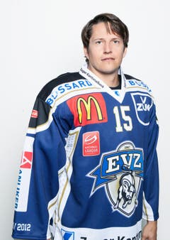 #15 Lindemann Sven (33), Stürmer, 1.76 m, 80 kg. (Bild: pd)