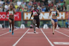 Carrie Russell (mitte) gewinnt den 100m A-Lauf. (Bild: Philipp Schmidli / Neue LZ)