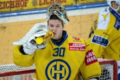 Der Davoser Goalie Leonardo Genoni. (Bild: Keystone)