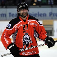 Zwei Tore und ein Assist: Nach 7 gesperrten Spielen durfte Josh Holden wieder ran. (Bild: Keystone)