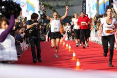 Woody Schoch beim Zieleinlauf. (Bild: Nadia Schärli / Neue LZ)