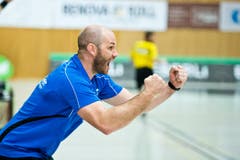 Trainer Heiko Grimm ist in seinem Element. (Bild: Dominik Wunderli (Neue LZ))