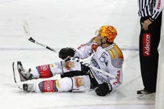 Am Boden gelandet: EVZ-Topskorer Damien Brunner. (Bild: Keystone)
