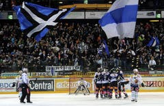 Die Zuger jubeln nach dem 2:0. (Bild: Keystone)