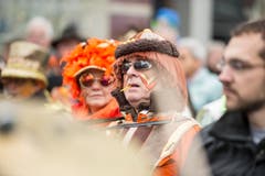 Bohl vor dem Waaghaus Start St.Galler Fasnacht 2018 mit Guggen und Plakatenthüllung. (Bild: Hanspeter Schiess)