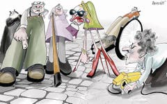 22. Juli. Die neue Pflästerung in der Neugasse ist zu holprig. Eine Schleifmaschine soll Abhilfe schaffen. Stadtingenieur Beat Rietmann nimmt die Sache in die Hand – unter dem strengen Auge der Passanten. (Bild: Corinne Bromundt)