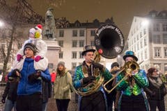 Fasnachtsauftakt 2018 mit der Aguggete beim Vadian Denkmal in der Stadt St. Gallen (Bild: Urs Bucher)