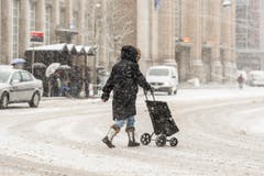 Wetterbilder, Schnee rund um den Hauptbahnhof St. Gallen. (Bild: Hanspeter Schiess)