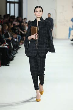 Die Herbst- und Winterkollektion 2018 von Akris, präsentiert an der Pariser Fashion Week. (Bild: Akris)