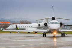 WEF-Flugverkehr am Flughafen Altenrhein (Bild: Urs Bucher)