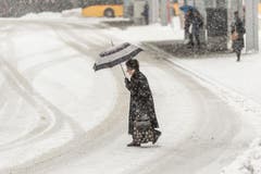 Wetterbilder, Schnee rund um den Hauptbahnhof St. Gallen. (Bild: Hanspeter Schiess)