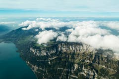 Der Walensee mit den Churfirsten und Amden. (Bild: Ursula Gebendinger)