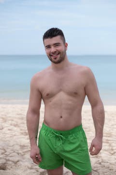 Luca (22) aus St.Gallen (Bild: 3+)