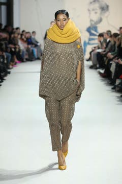 Die Herbst- und Winterkollektion 2018 von Akris, präsentiert an der Pariser Fashion Week. (Bild: Akris)