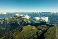 Die Churfirsten mit Gamsberg und Gauschla. (Bild: Ursula Gebendinger)
