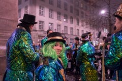Fasnachtsauftakt 2018 mit der Aguggete beim Vadian Denkmal in der Stadt St. Gallen (Bild: Urs Bucher)