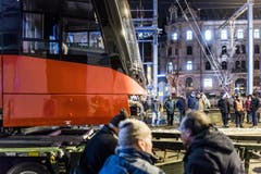 Appenzeller Bahnen laden neues Rollmaterial in St.Gallen ab. (Bild: Michel Canonica)